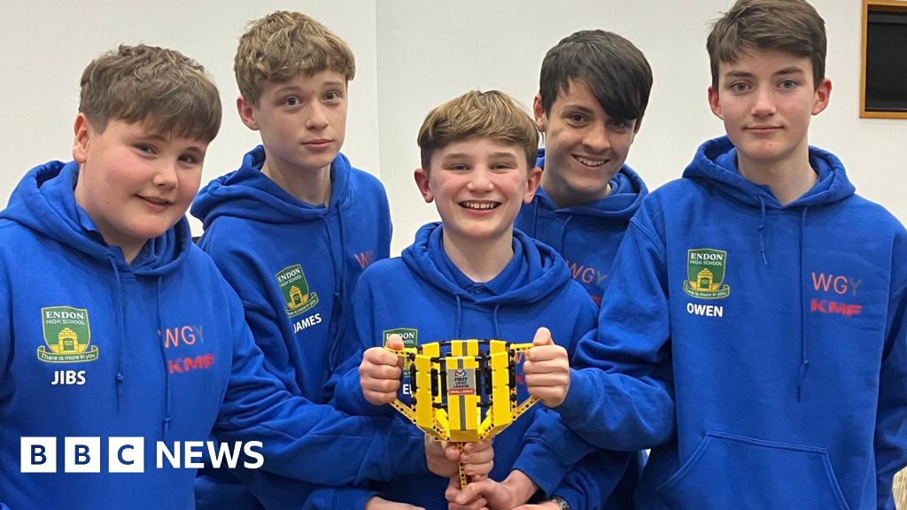 'Nail-biting' Lego victory gets boys to final